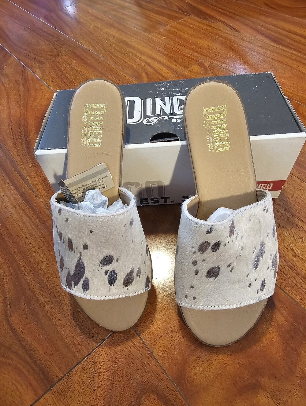 DINGO Moo Moo Silver Metallic Calf Hair Slide Sandals NIB New In Box Sz 8